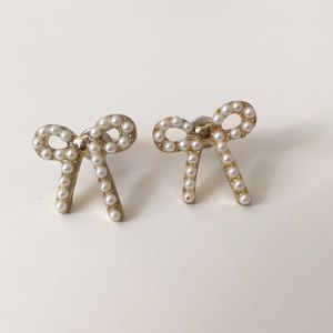 Pearl Bow Earrings
